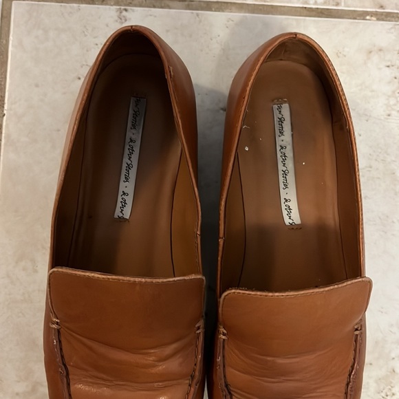 & Other Stories caramel color leather loafers with rubber sole - Picture 2 of 7
